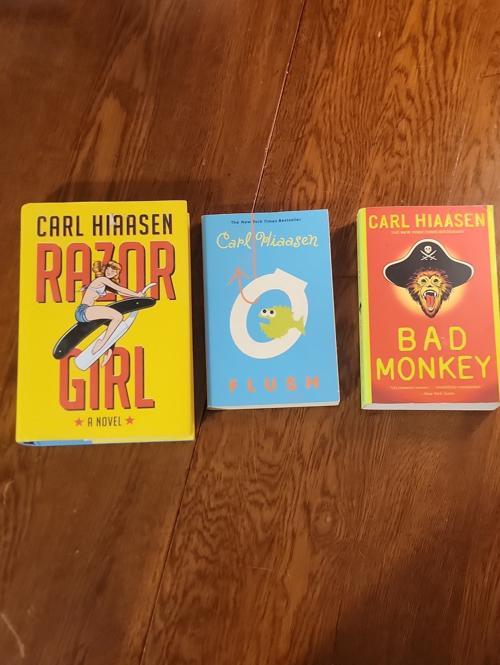 Carl Hiaasen Book Set — Razor Girl, Flush, Bad Monkey.